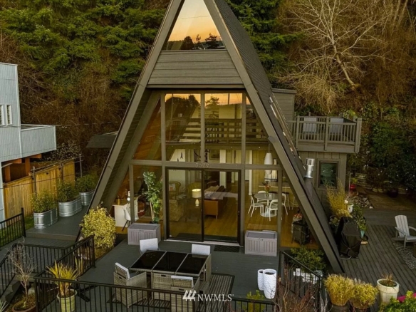 Whidbey Island A-frame cabin Greenbank